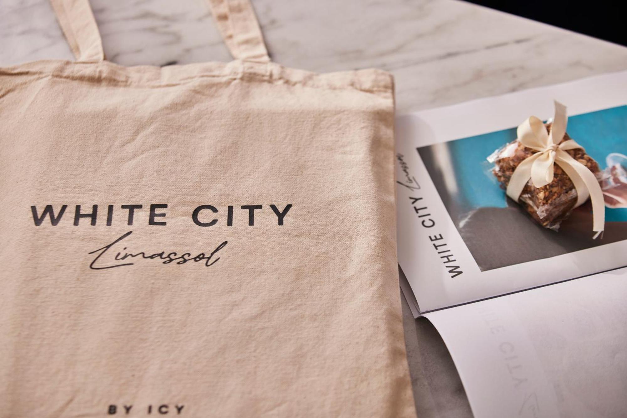 White City Limassol (Adults Only) Bagian luar foto